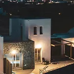 Apartment Uranides Luxury Karterados (Santorini)