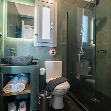 Uranides Luxury * Karterados (Santorini)