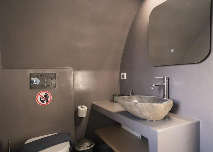 Uranides Luxury 아파트 *