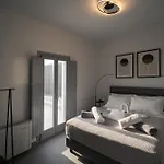Апартаменты Uranides Luxury