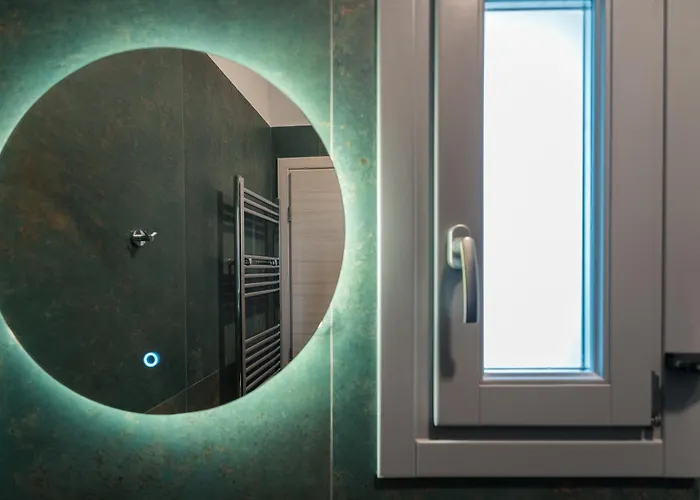 Uranides Luxury Apartment Karterados (Santorini)